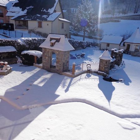 リュス・サン・ソヴァールChez Corine Marque Badetアパートメント エクステリア 写真